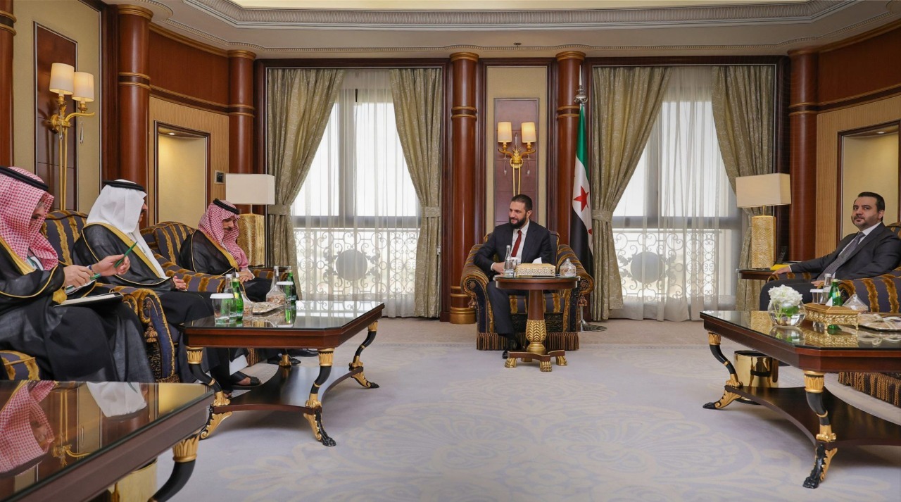 الشرع يلتقي وزير الخارجية السعودي في الرياض - رادار سوريا